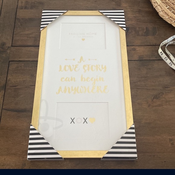 Gold picture frame - Picture 1 of 5